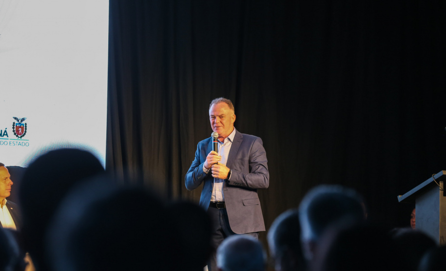 Goverandor Renato Casagrande do Estado do Espirito Santo  Governadores de sete estados participam neste sábado (29), em Foz do Iguaçu, do sexto encontro do Consórcio de Integração Sul e Sudeste (Cosud). O encontro acontece no Hotel Wish.   29/02/2020 -  Foto: Geraldo Bubniak/AEN