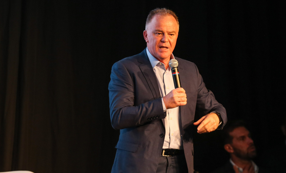 Goverandor Renato Casagrande do Estado do Espirito Santo  Governadores de sete estados participam neste sábado (29), em Foz do Iguaçu, do sexto encontro do Consórcio de Integração Sul e Sudeste (Cosud). O encontro acontece no Hotel Wish.   29/02/2020 -  Foto: Geraldo Bubniak/AEN