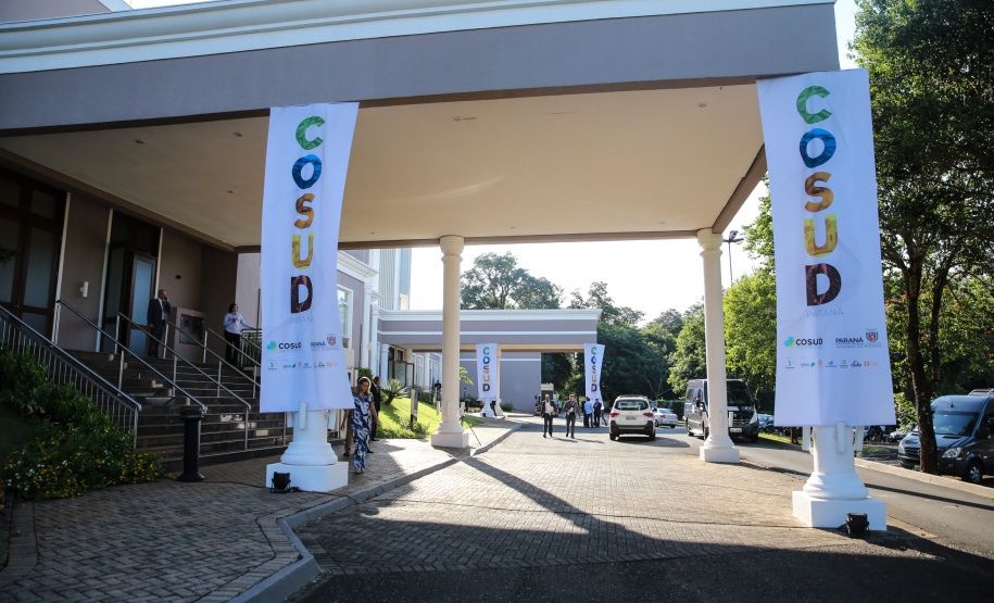 Governadores de sete estados participam neste sábado (29), em Foz do Iguaçu, do sexto encontro do Consórcio de Integração Sul e Sudeste (Cosud). O encontro acontece no Hotel Wish.   29/02/2020 -  Foto: Geraldo Bubniak/AEN