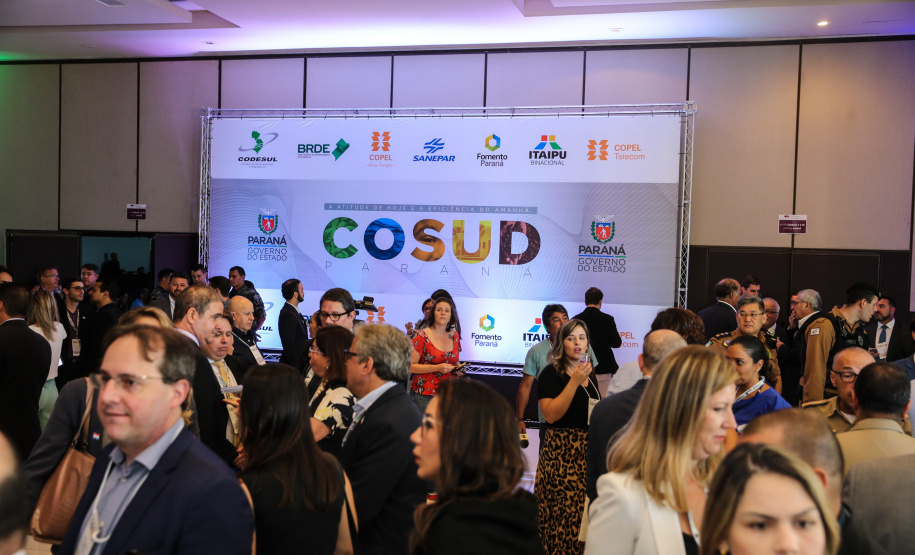 Governadores de sete estados participam neste sábado (29), em Foz do Iguaçu, do sexto encontro do Consórcio de Integração Sul e Sudeste (Cosud). O encontro acontece no Hotel Wish.   29/02/2020 -  Foto: Geraldo Bubniak/AEN