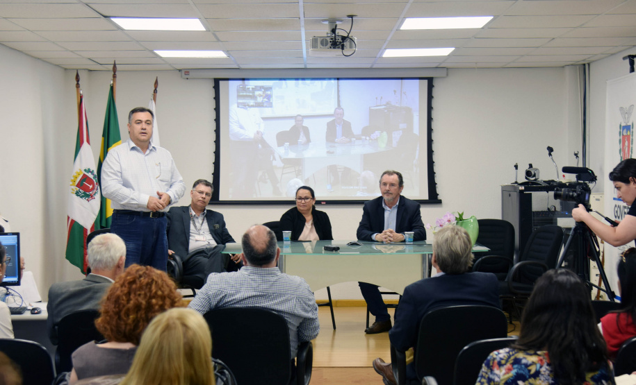 A aula inaugural dos programas de residência da Secretaria de Estado da Saúde e Escola Pública de Saúde do Paraná aconteceu nesta segunda-feira (02), no auditório da secretaria, em Curitiba. Os programas de residência multiprofissional nas áreas de Enfermagem, Farmácia, Psicologia, Serviço Social e Terapia Ocupacional e de Enfermagem Obstétrica iniciam as atividades deste ano com 24 estudantes. Foto:SESA