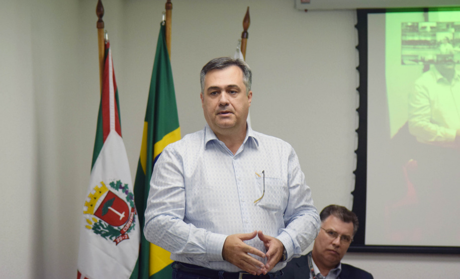 A aula inaugural dos programas de residência da Secretaria de Estado da Saúde e Escola Pública de Saúde do Paraná aconteceu nesta segunda-feira (02), no auditório da secretaria, em Curitiba. Os programas de residência multiprofissional nas áreas de Enfermagem, Farmácia, Psicologia, Serviço Social e Terapia Ocupacional e de Enfermagem Obstétrica iniciam as atividades deste ano com 24 estudantes. Foto:SESA