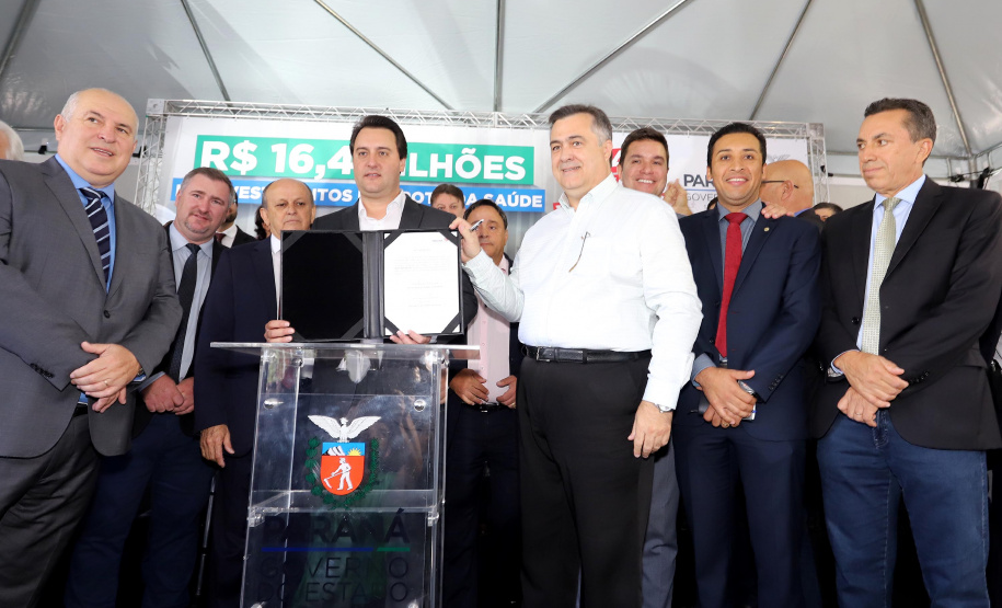 O governador Carlos Massa Ratinho Junior entrega nesta quarta-feira (04) 164 veículos a municípios de diversas regiões do Estado.
Curitiba, 04-03-20.
Foto: Arnaldo Alves / AEN