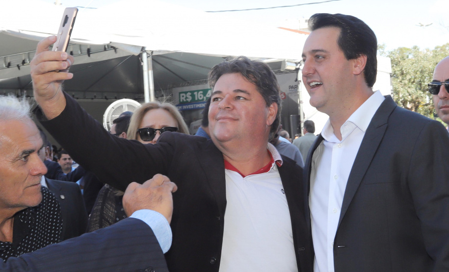 O governador Carlos Massa Ratinho Junior entrega nesta quarta-feira (04) 164 veículos a municípios de diversas regiões do Estado.
Curitiba, 04-03-20.
Foto: Arnaldo Alves / AEN