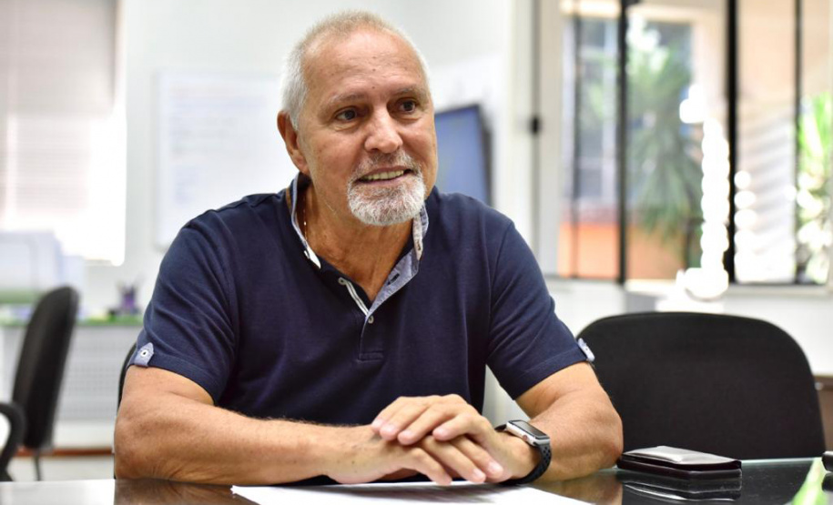 A empresa pública Portos do Paraná esteve presente no curso sobre o uso do Canal do Panamá como alternativa para o escoamento da produção até a Ásia, que começou segunda-feira e se encerrou nesta quarta-feira (4), na Cidade do Panamá. Nos três dias, representantes das autoridades portuárias de países da América Latina, agências e empresas do setor conheceram em detalhes este elo logístico mundial, vantagens e desvantagens dessa rota.Foto: Portos do Paraná