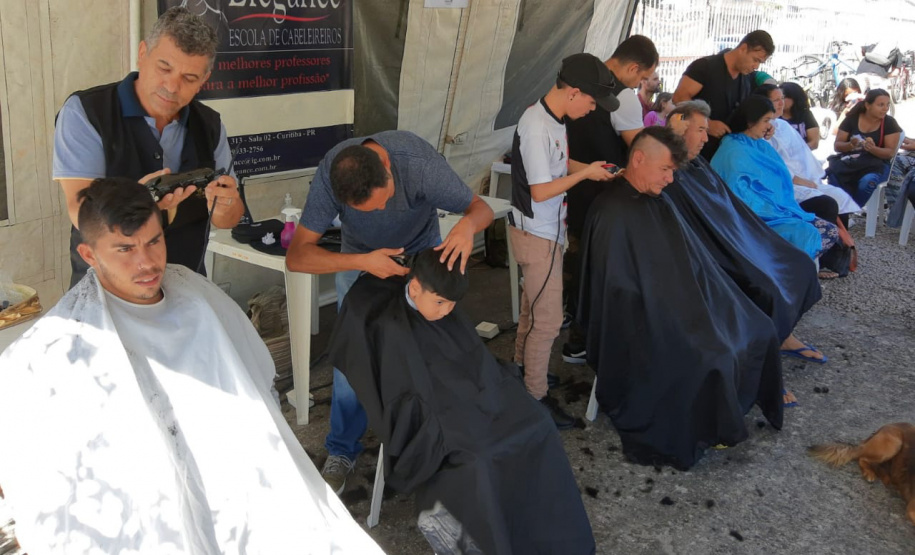 Feira da Cidadania faz mais de 3 mil atendimentos no Cajuru. Foto:SEJUF