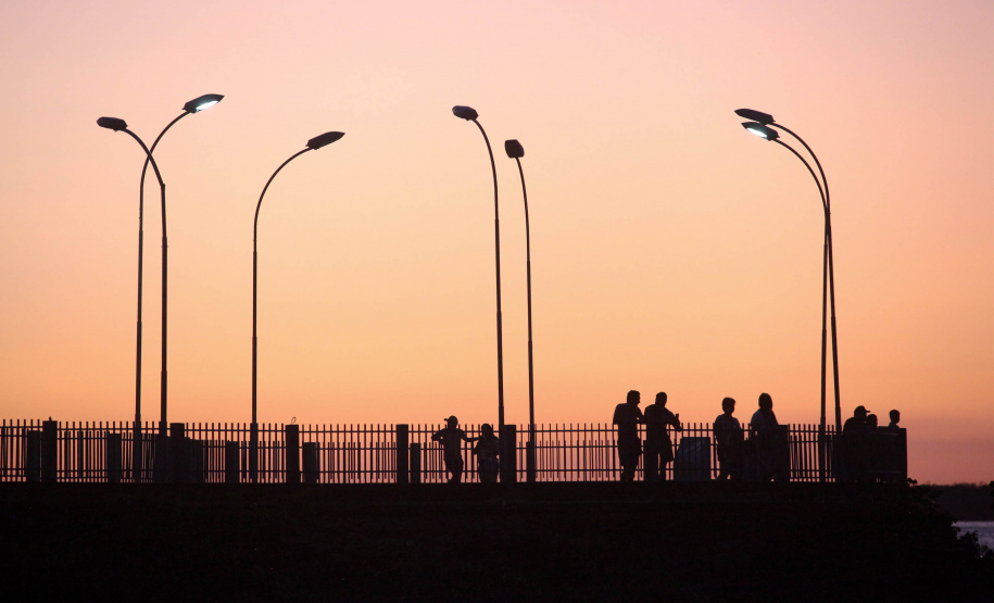 Ilhas, trilhas e praias cristalinas formam as belezas do Rio Paraná. Porto Rico - Foto: Ari Dias/AEN