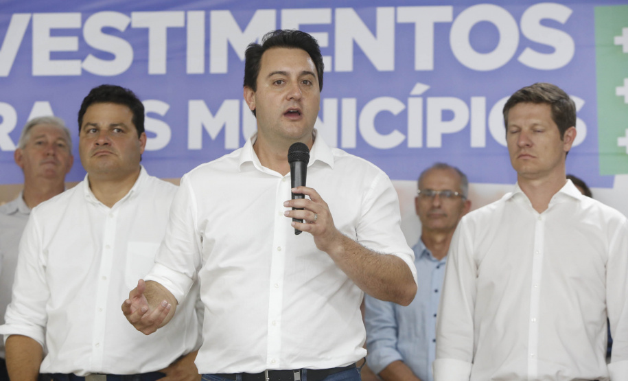 O governador Carlos Massa Ratinho Junior em reunião com prefeitos da AMSULPAR e visita as obras da ponte José Richa
Foto Gilson Abreu/Aen