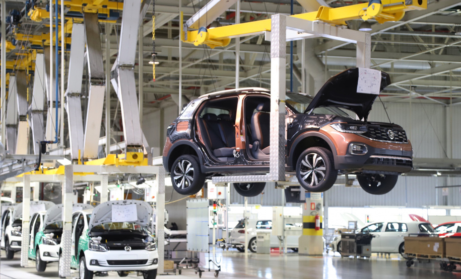 Com plantas modernas, o Paraná se consolida como o segundo maior polo de produção automotiva do Brasil. Atualmente, o parque paranaense responde por 14% da produção nacional de veículos e teve o melhor desempenho do País em 2019, com crescimento de 25,7%.Foto: José Fernando Ogura/AEN