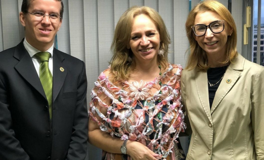 O Governo do Estado e o governo federal, por meio do Ministério da Mulher, da Família e dos Direitos Humanos, estabeleceram nas últimas semanas agendas em conjunto para fortalecer as políticas públicas das duas esferas da administração e melhorar o atendimento e a proteção das mulheres. O objetivo é aproximar o Paraná dos programas federais e propor ideias e metodologias locais para o debate nacional. Foto: Divulgação