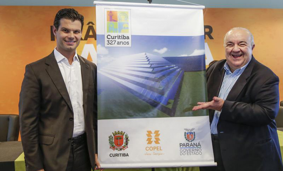 A Copel e a Prefeitura de Curitiba vão instalar uma usina pública de energia no aterro sanitário da Caximba. A instalação terá o formato de pirâmide e será movida a painéis solares e biomassa. A capacidade será de 5 Megawatt (MW).Foto: Copel