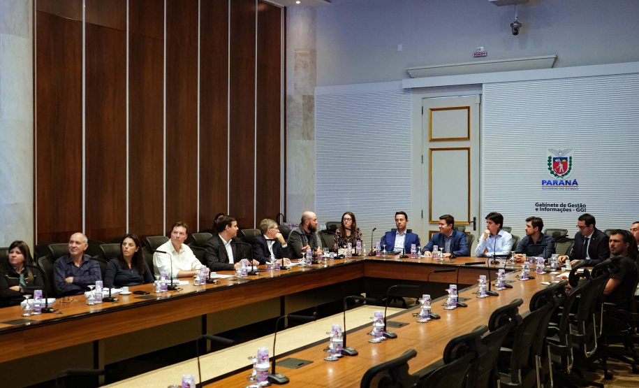 Estudantes universitários e do ensino técnico agrícola já podem se inscrever para o Pense Agro, hackaton da Escola Agrícola 4.0. O evento, promovido pelo Governo do Estado e pela Federação dos Trabalhadores Rurais Agricultores Familiares do Estado do Paraná (Fetaep), busca fomentar o ecossistema de inovação do Estado, em especial na área da agricultura. Foto: Guilherme Flores/Casa Civil