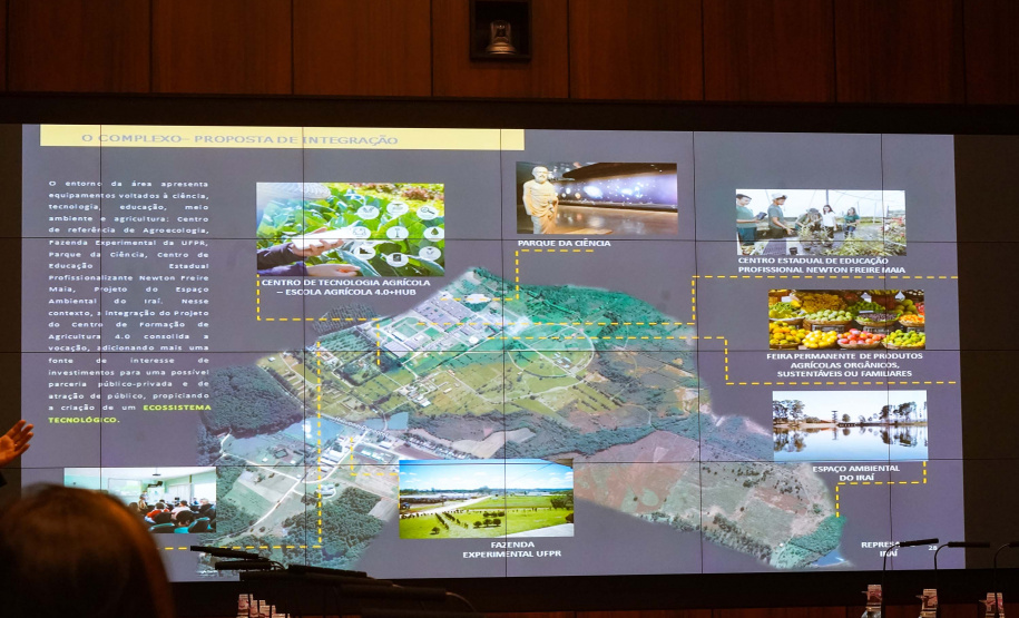 Estudantes universitários e do ensino técnico agrícola já podem se inscrever para o Pense Agro, hackaton da Escola Agrícola 4.0. O evento, promovido pelo Governo do Estado e pela Federação dos Trabalhadores Rurais Agricultores Familiares do Estado do Paraná (Fetaep), busca fomentar o ecossistema de inovação do Estado, em especial na área da agricultura. Foto: Guilherme Flores/Casa Civil