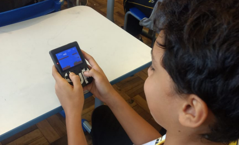 Professores podem abordar jogos eletrônicos em sala. Foto:SEED