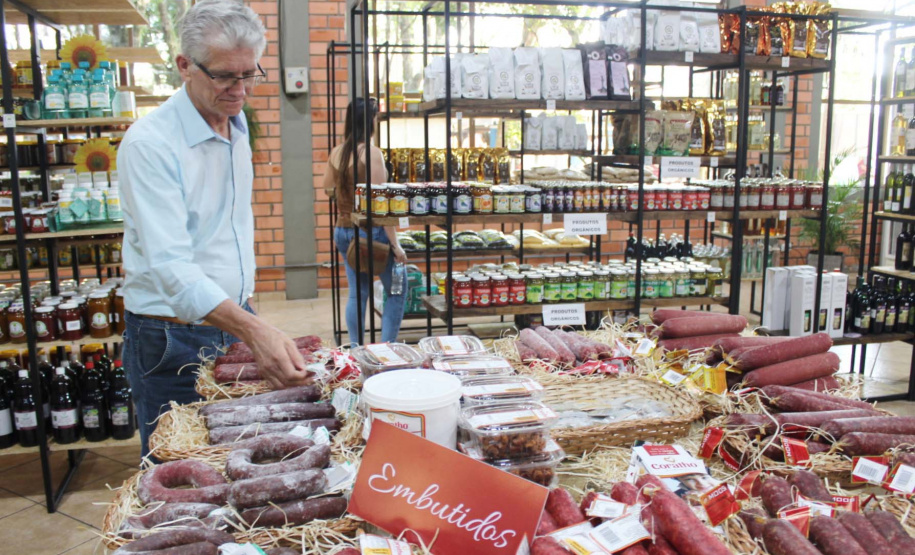 Secretário da Agricultura e do Abastecimento, Norberto Ortigara, durante a 29ª Expobel, em Francisco Beltrão. Foto: Gisele Barão/SEAB