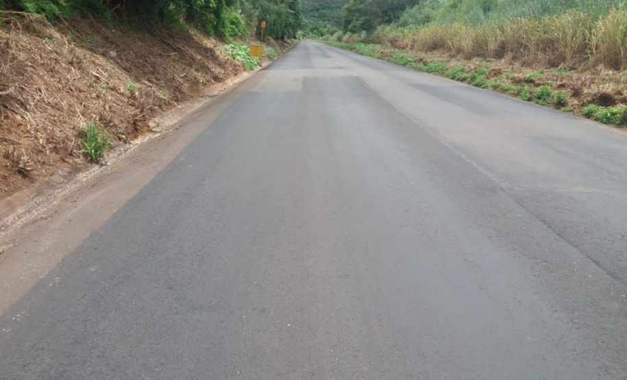 O Governo do Estado está realizando melhorias em duas rodovias na região de Umuarama, Noroeste do Paraná. As obras são executadas pelo Departamento de Estradas de Rodagem do Paraná (DER/PR). O investimento é de R$ 9,5 milhões. Foto:DER
