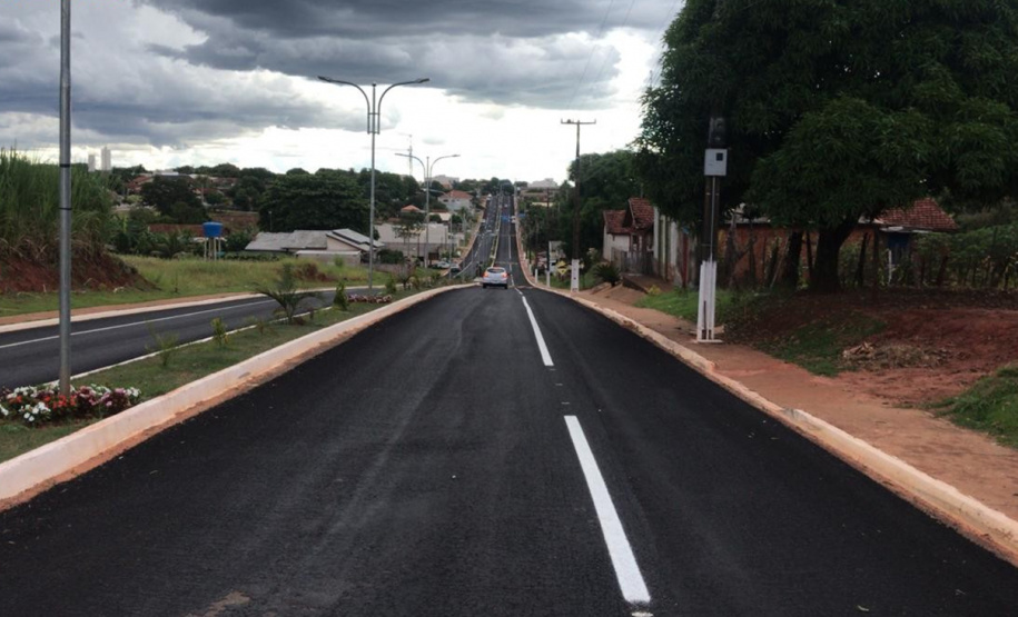 O Governo do Estado está realizando melhorias em duas rodovias na região de Umuarama, Noroeste do Paraná. As obras são executadas pelo Departamento de Estradas de Rodagem do Paraná (DER/PR). O investimento é de R$ 9,5 milhões. Foto:DER