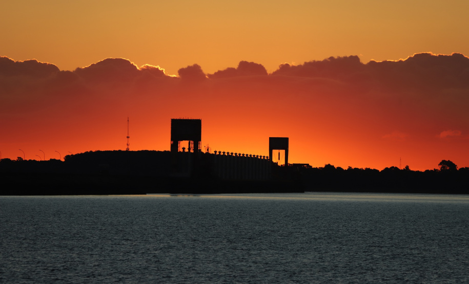 04/2019 - Foz do Iguaçu - Lago de Itaipu. Foto: José Fernando Ogura/AEN