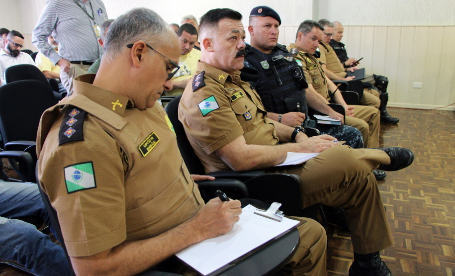 Reunião da PM com torcidas e clubes define ações para o Atletiba. Foto: Soldado Adilson Voinaski Afonso