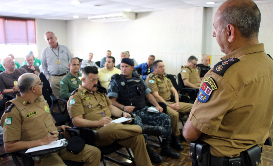 Reunião da PM com torcidas e clubes define ações para o Atletiba. Foto: Soldado Adilson Voinaski Afonso