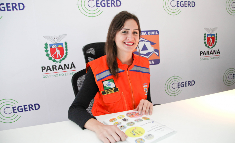 Defesa civil Estado planeja metodologia para redução de desastres. Como parte desse planejamento, a geóloga Fabiane Acordes, da Defesa Civil do Paraná, representou o Estado no curso Redução de Riscos em Desastres, promovido pela Agência Internacional de Cooperação do Japão (Jica - Japan International Cooperation Agency), na cidade de Kobe, entre janeiro e fevereiro deste ano. A ideia é replicar a expertise dos japoneses em prevenção em nível local. Foto: Ari Dias/AEN