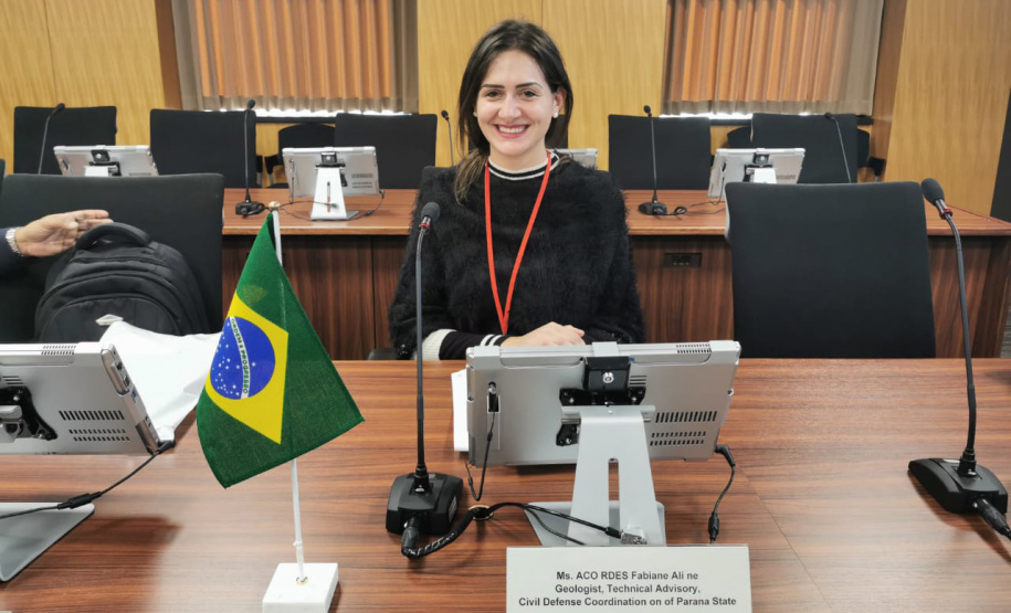 Estado planeja metodologia para redução de desastres. Como parte desse planejamento, a geóloga Fabiane Acordes, da Defesa Civil do Paraná, representou o Estado no curso Redução de Riscos em Desastres, promovido pela Agência Internacional de Cooperação do Japão (Jica - Japan International Cooperation Agency), na cidade de Kobe, entre janeiro e fevereiro deste ano. A ideia é replicar a expertise dos japoneses em prevenção em nível local. Foto: Defesa Civil