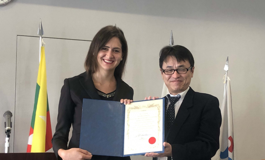 Estado planeja metodologia para redução de desastres. Como parte desse planejamento, a geóloga Fabiane Acordes, da Defesa Civil do Paraná, representou o Estado no curso Redução de Riscos em Desastres, promovido pela Agência Internacional de Cooperação do Japão (Jica - Japan International Cooperation Agency), na cidade de Kobe, entre janeiro e fevereiro deste ano. A ideia é replicar a expertise dos japoneses em prevenção em nível local. Foto: Defesa Civil