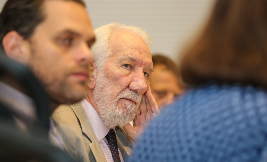 O vice governador Darci Piana recebe nesta quarta-feira (11), representantes da classe artística e cultura do Estado, no Palácio Iguaçu.   Curitiba, 11/03/2020 -  Foto: Geraldo Bubniak/AEN