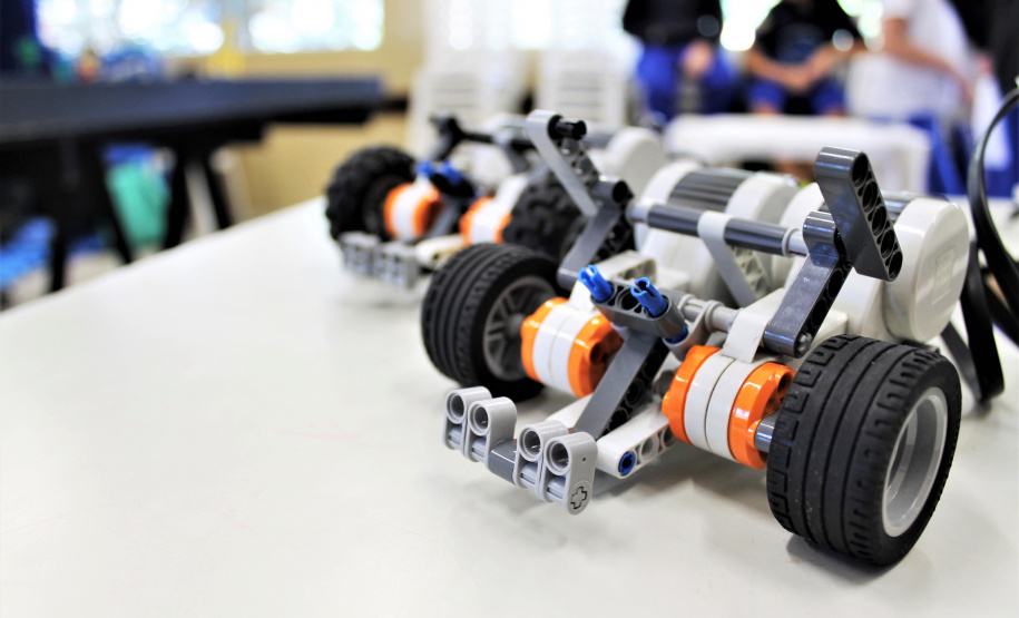 Oficina de robótica alia tecnologia e habilidades sociais. Foto:SEED