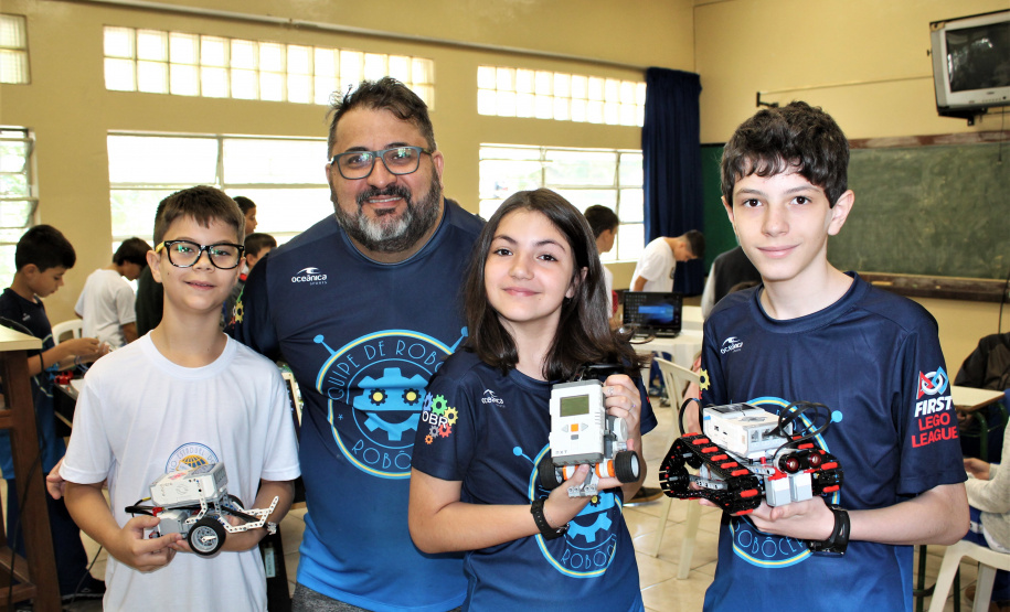 Oficina de robótica alia tecnologia e habilidades sociais. Foto:SEED