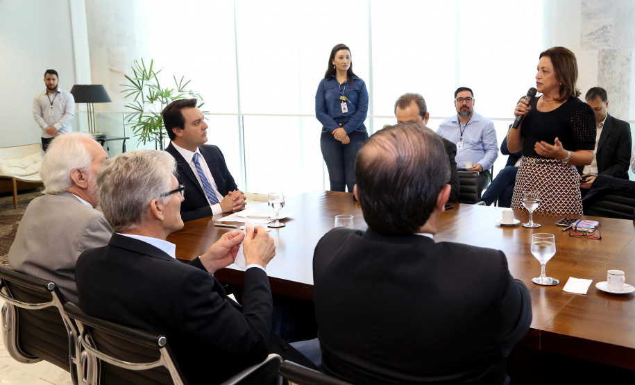 O governador Carlos Massa Ratinho Júnior assinou a autorização para nomeação de 263 professores para as universidades estaduais do Paraná. São profissionais de diversas áreas acadêmicas aprovados em concursos públicos realizados em anos anteriores e que ainda não haviam sido chamados. Curitiba,12/03/2020 Foto:Jaelson Lucas / AEN