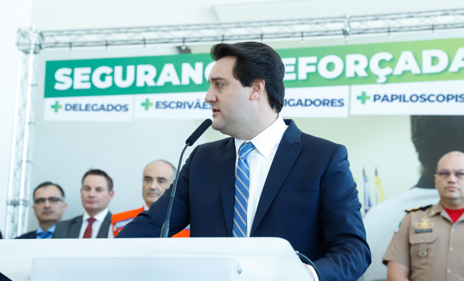 O governador Carlos Massa Ratinho Junior formaliza a convocação de aprovados do concurso de 2018 de escrivães da Polícia Civil do Paraná.