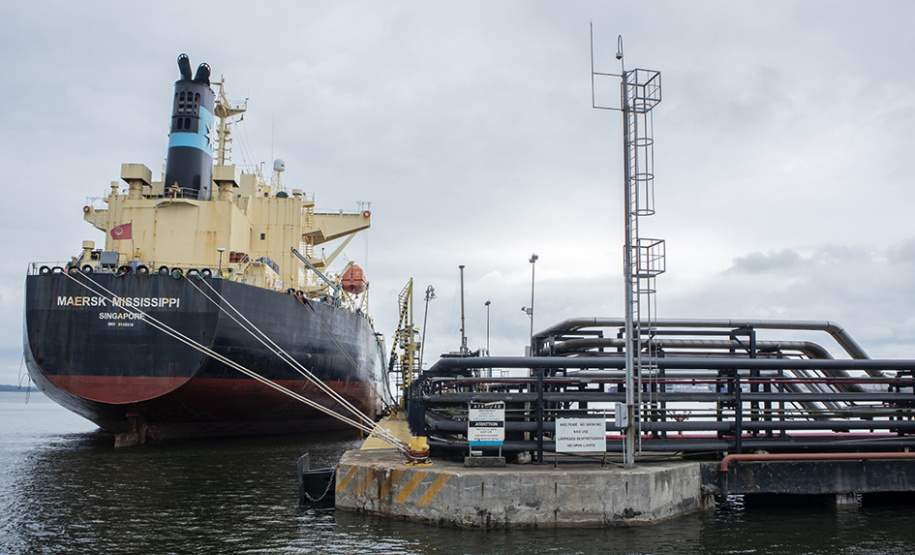 Ainda sem sentir os reflexos do “efeito econômico” do novo coronavírus, terminais paranaenses fecham o segundo mês do ano com leve alta na movimentação geral.
Foto: Claudio Neves/APPA
