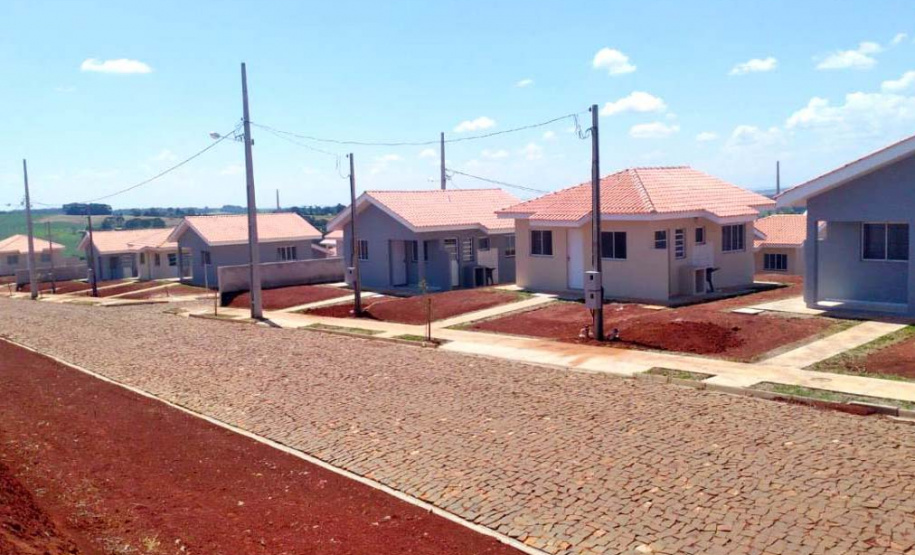 O projeto teve um investimento de R$ 2,8 milhões em recursos do FGTS em uma parceria do Governo do Estado com o Governo Federal e a prefeitura. Residencial recebeu também obras de calçamento com acessibilidade, sinalização viária e paisagismo.