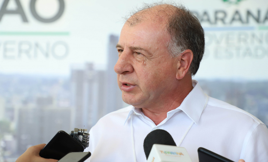 O Governo do Estado destina R$ 13,6 milhões para 21 municípios da Região Sudoeste do Paraná. Os recursos são para a execução de obras estruturantes e novos investimentos na área da saúde. O anúncio foi feito pelo vice-governador Darci Piana nesta sexta-feira (13), dentro da agenda de transferência da sede do governo para Francisco Beltrão.