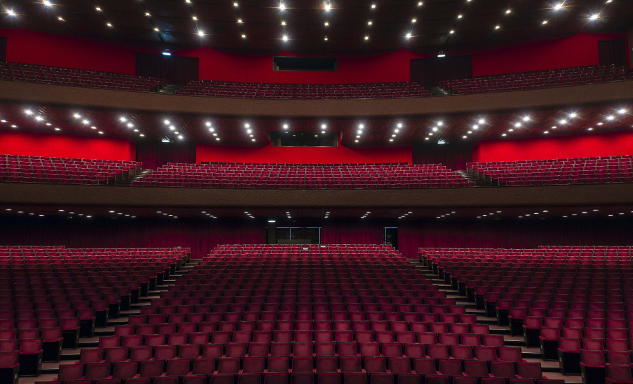 A Secretaria de Estado da Comunicação e da Cultura determinou o adiamento de todas as apresentações programadas para os auditórios do Centro Cultural Teatro Guaíra neste final de semana. Foto: Maringas Maciel/CCTG
