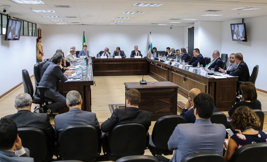 O  secretário da Casa Civil, Guto Silva participa nesta segunda-feira (16), de reunião com representantes do Tribunal de Justiça referente a Pandemia de Coronavirus.  Curitiba, 16/03/2020 - Foto: Geraldo Bubniak/AEN