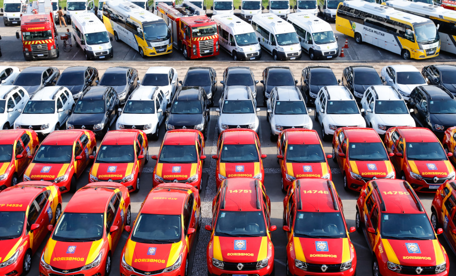 A entrega é parte de um amplo pacote de novos veículos, que atendem a Polícia Militar, a Polícia Civil e o Corpo de Bombeiros