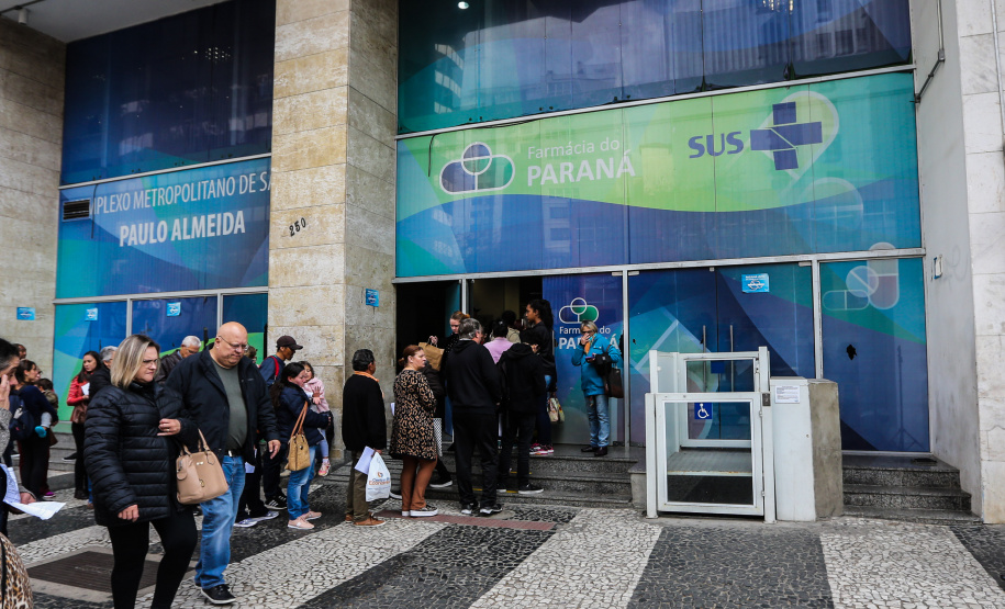 FARMÁCIAS DO PARANÁ