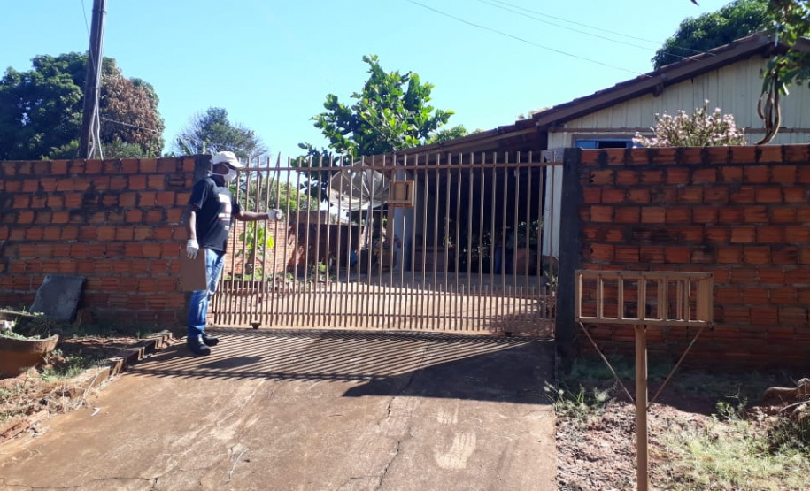 Soldados do Exército, militares estaduais, coordenadores municipais da Defesa Civil do Paraná, radioamadores voluntários e agentes de saúde municipais realizam uma grande ação de combate à dengue em 17 cidades do Estado. Foto: Defesa Civil