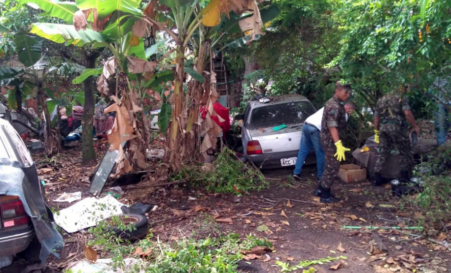 Soldados do Exército, militares estaduais, coordenadores municipais da Defesa Civil do Paraná, radioamadores voluntários e agentes de saúde municipais realizam uma grande ação de combate à dengue em 17 cidades do Estado. Foto: Defesa Civil