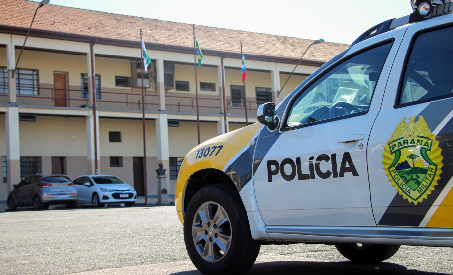 Quartéis da PM e do Corpo de Bombeiros recebem doações. Foto: PMPR