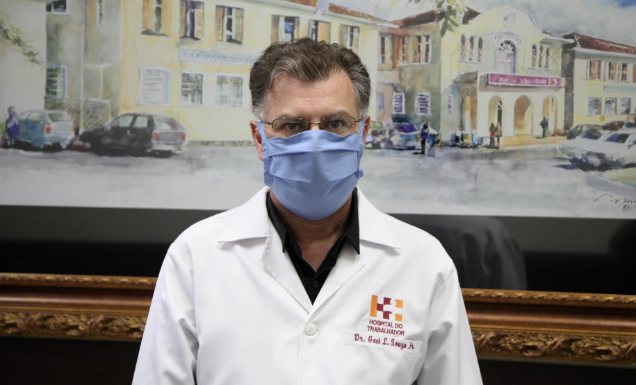 Mascara Idealizador do projeto, o diretor-superintendente do Hospital do Trabalhador, Geci Labres de Souza Júnior, ressaltou a qualidade da produção local, além do custo infinitamente menor ao que vem sendo cobrado no mercado.Foto:Ari Dias/AEN