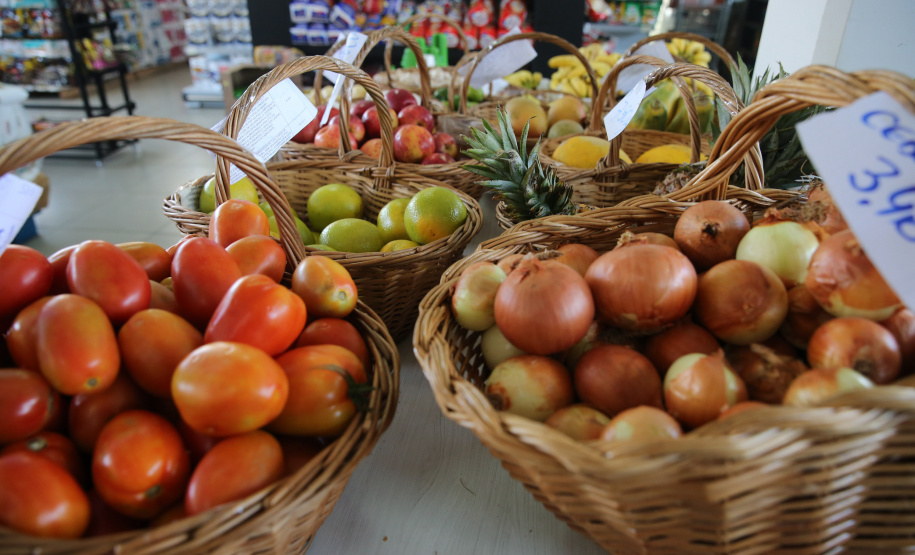 Governo apoia a produção e promove ações para garantir o abastecimento. Foto: Geraldo Bubniak/AEN