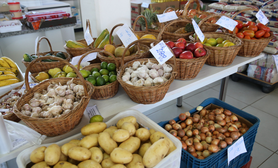 Produtos Governo apoia a produção e promove ações para garantir o abastecimento. Foto: Geraldo Bubniak/AEN