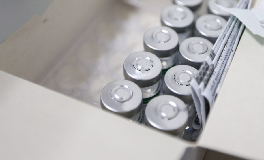 Paraná já distribuiu mais de 1 milhão de doses de vacina contra a gripe. Foto: Geraldo Bubniak/AEN