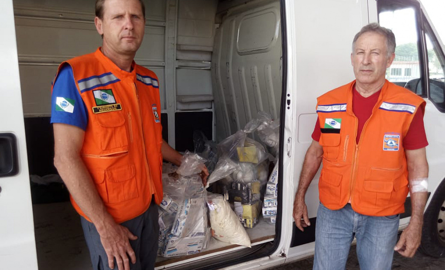 Luvas e máscaras de proteção são doadas pelo Ipem à Defesa Civil. Foto: Ipem