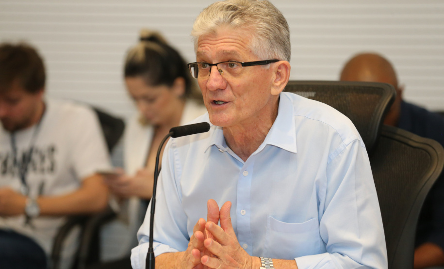 O Governador Carlos Massa Ratinho Junior em videoconferencia nesta terça-feira (07/04),  em reunião com Deputados Estaduais no Palácio Iguaçu. Na foto, o Secretário de Estado da Agricultura, Norberto Ortigara.   Curitiba, 07/04/2020 - Foto: Geraldo Bubniak/AEN