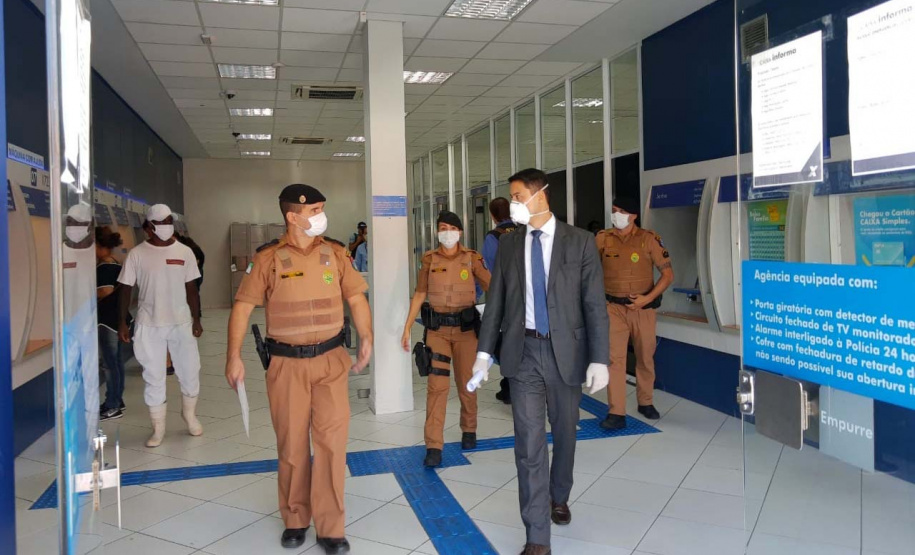 Secretaria da Justiça realiza nova operação para fiscalizar bancos, farmácias e distribuidoras de medicamentos. Foto: SEJUF