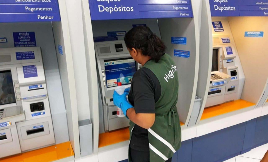 Secretaria da Justiça realiza nova operação para fiscalizar bancos, farmácias e distribuidoras de medicamentos. Foto: SEJUF